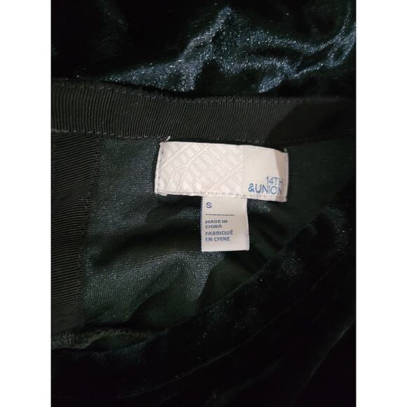 14th & Union Women’s Midnight Blue Velour Short Sleeve Tie-Back Blouse Sz Small - Picture 5 of 6